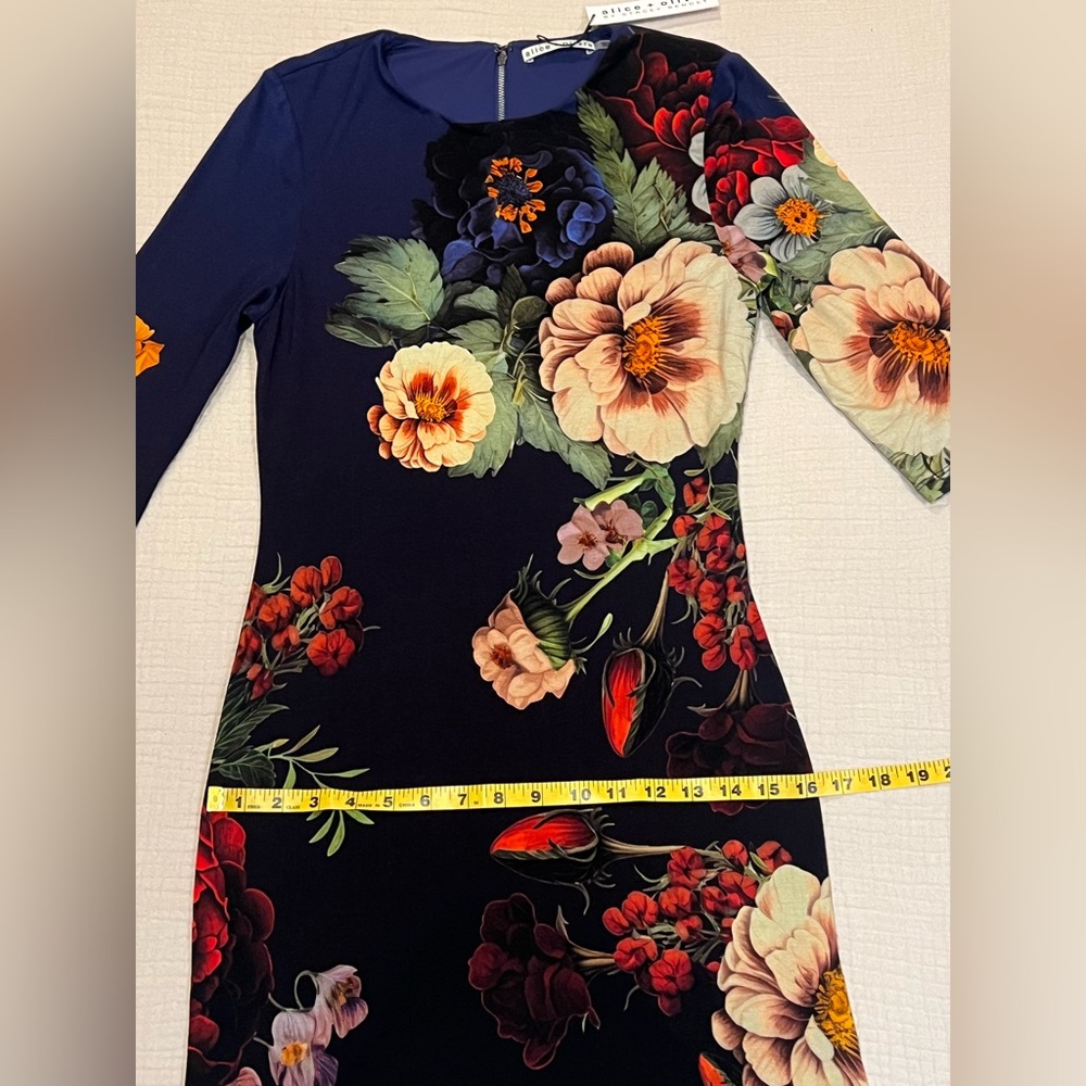 Alice + Olivia Delora Mini Sheath Dress Magic Garden Size 8 NWT RRP $395 - Picture 16 of 16